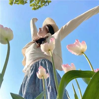黄蜂女