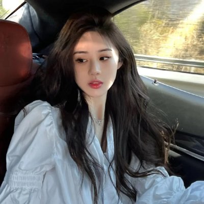 艳谍玛泰哈莉